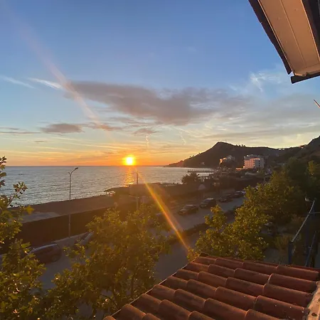 Tramonto Szálloda *